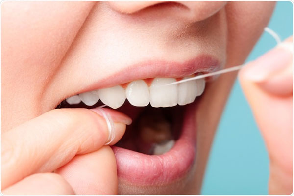 Làm thế nào để làm sạch răng và nướu của bạn